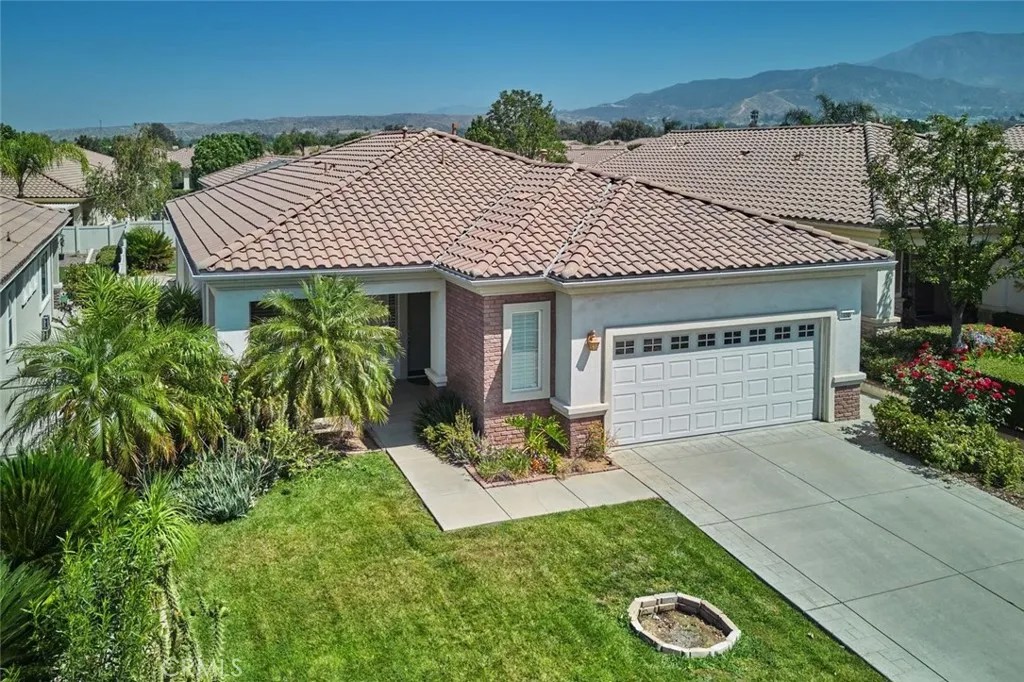 930 Avenal