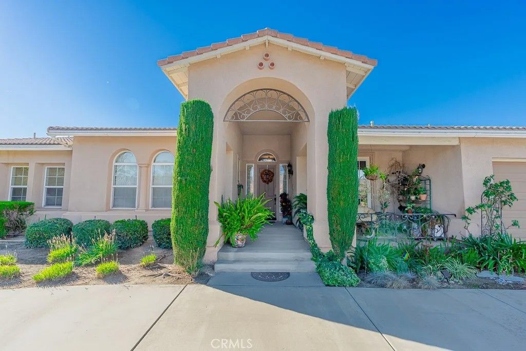 Photo of 1052 Park Avenue, San Jacinto, CA 92583 (MLS # SW25180610)