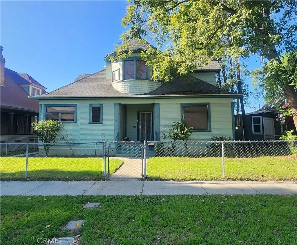 Photo of 3339 Mulberry St, Riverside, CA 92501 (MLS # IV26025685)