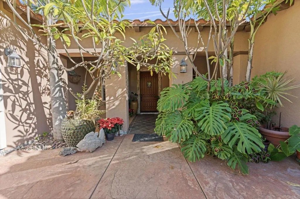 Photo of 15141 Post Oak Lane, El Cajon, CA 92021 (MLS # PTP2509216)