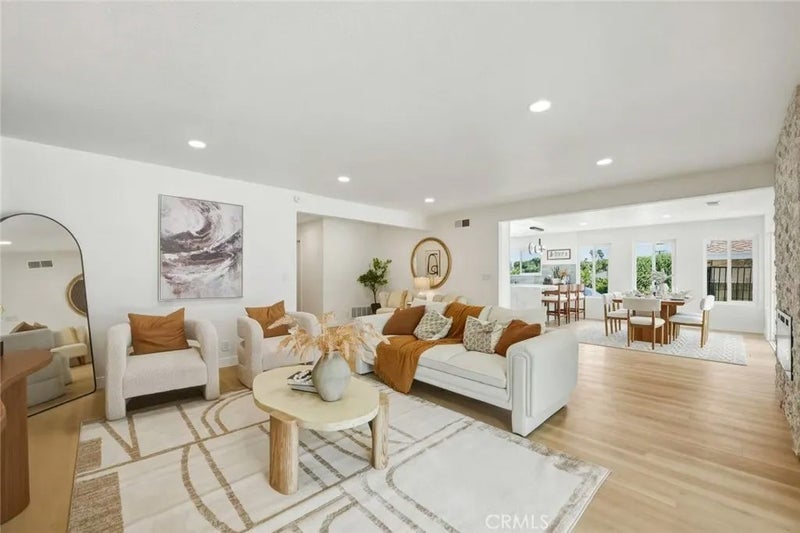 1356 Old Canyon