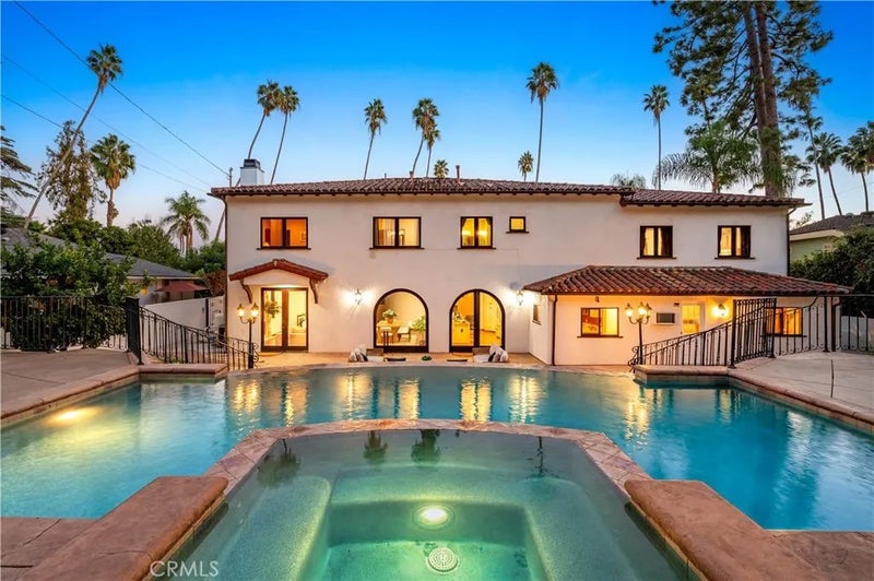 2037 Hill Drive