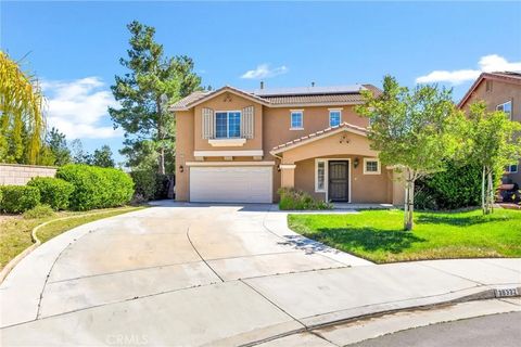 Photo of 38332 Chestnut Circle, Murrieta, CA 92563 (MLS # SW26064688)