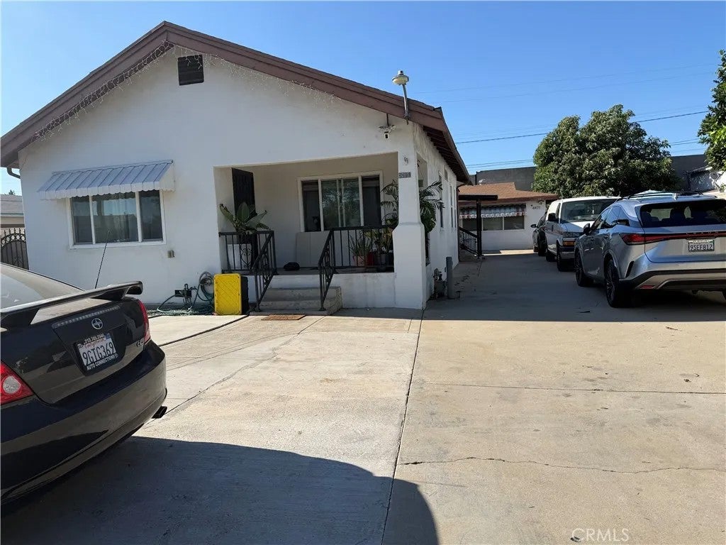 Photo of 4471 Tuttle ST, Commerce, CA 90040 (MLS # RS26161203)