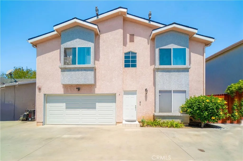 12120 Terra Bella