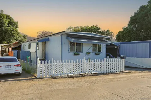 10707 Jamacha Blvd Spc 98, Spring Valley, CA 91978 - #: 250043433