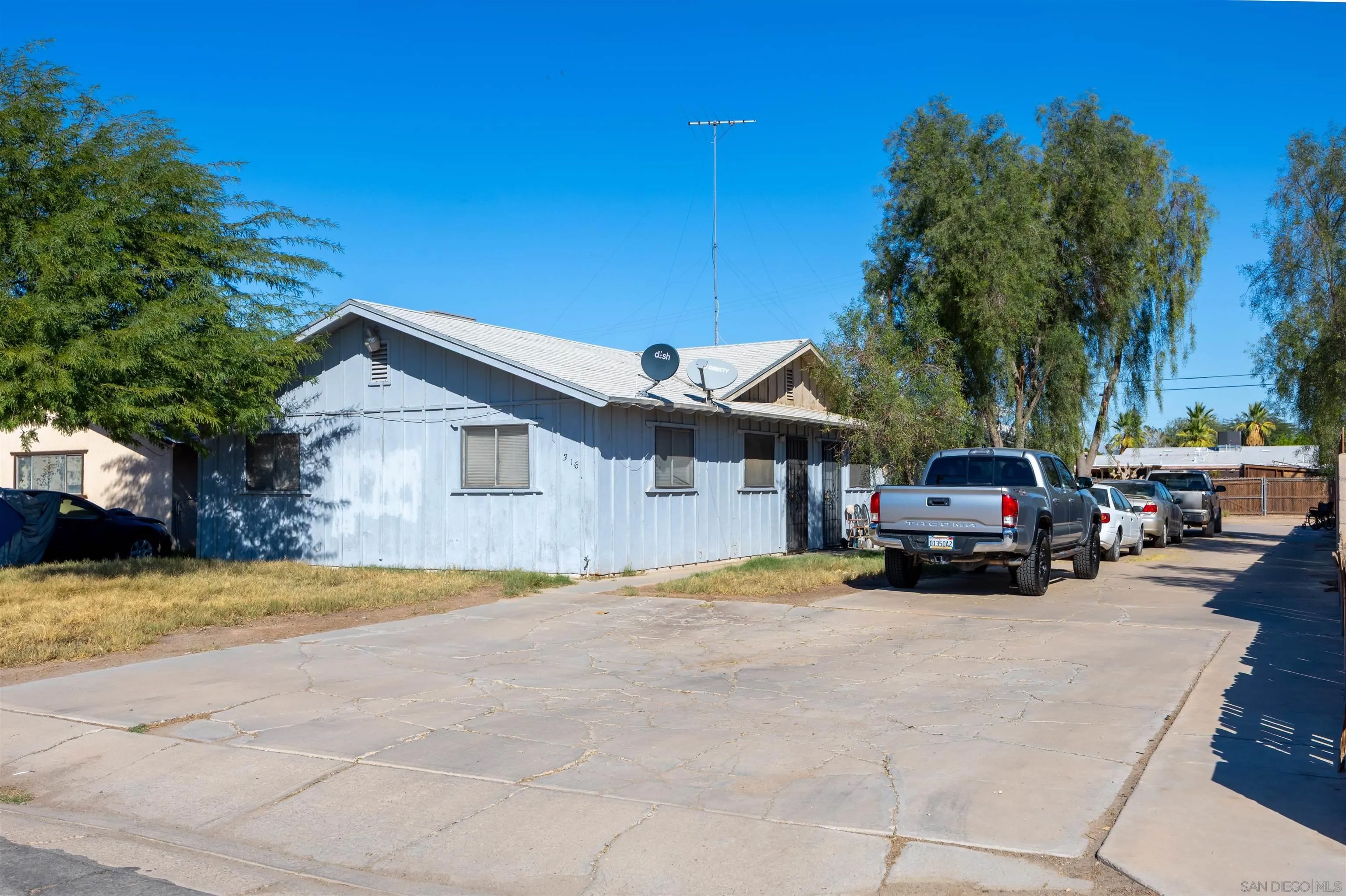 316 W Barbara Street
