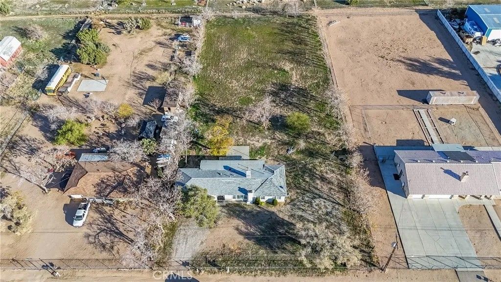 Photo of 9047 10th Ave, Hesperia, CA 92345 (MLS # CV26071717)