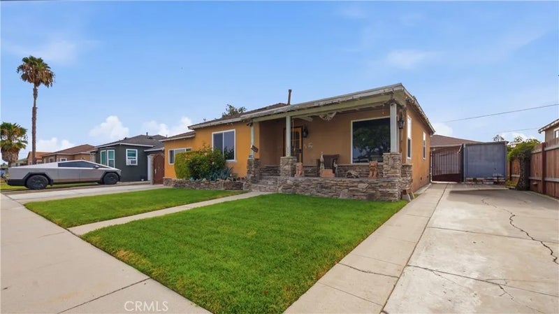 1046 S Gunlock