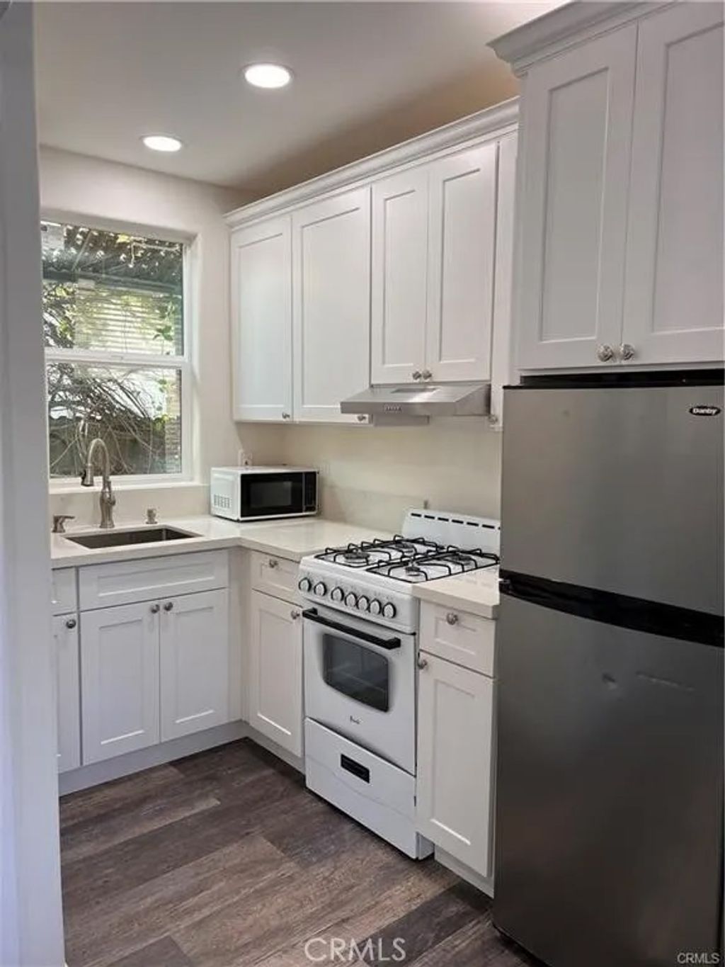 Photo of 2515 Crest View #1, Los Angeles, CA 90046 (MLS # SR26072139)