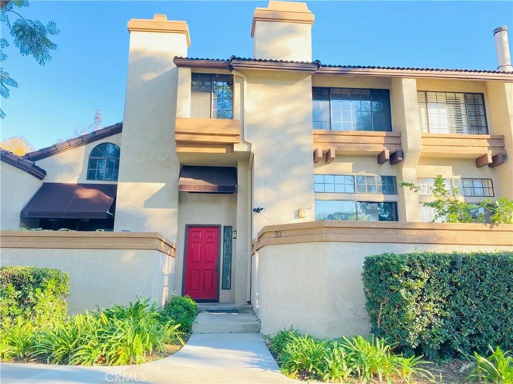 Photo of 30 Mountain Shadows Pl, Pomona, CA 91766 (MLS # TR25266010)