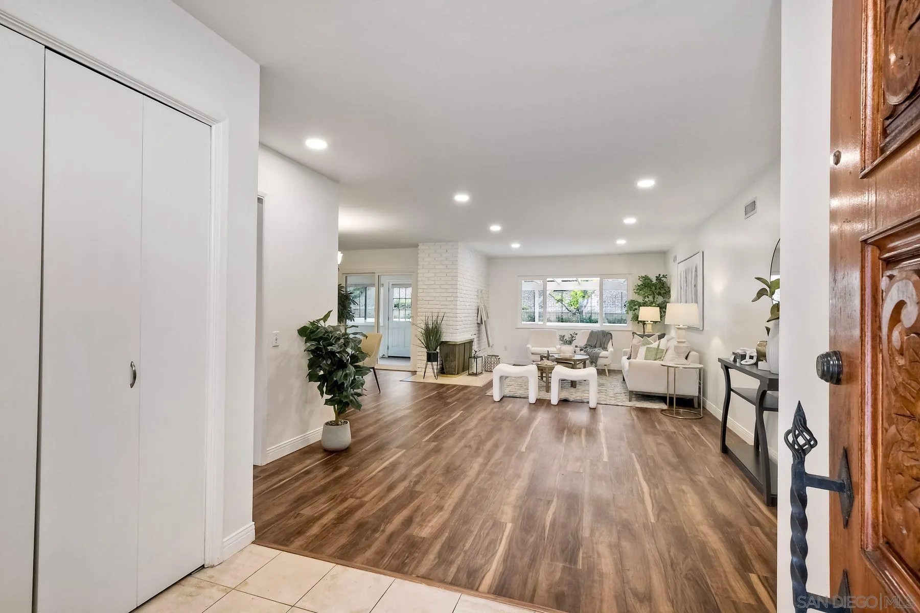 12085 Calle De Maria