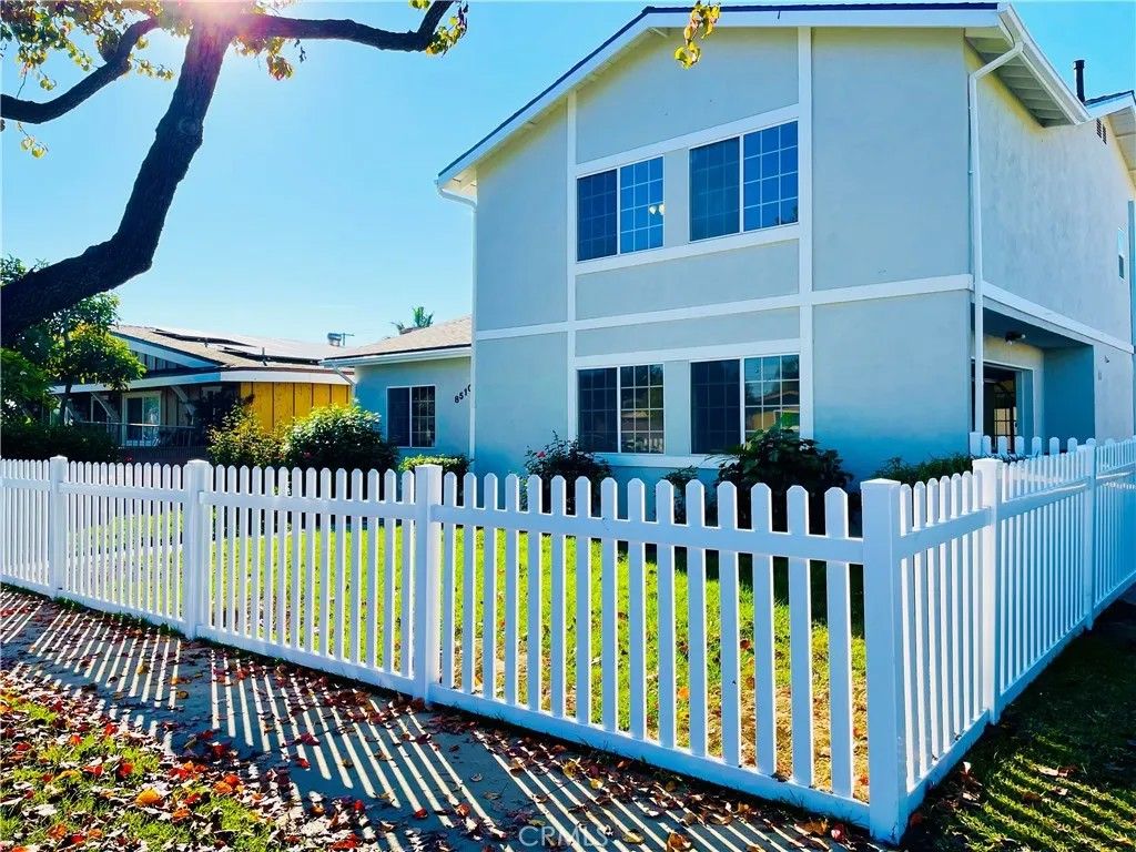 Photo of 8510 Donovan St, Downey, CA 90242 (MLS # SB26028302)