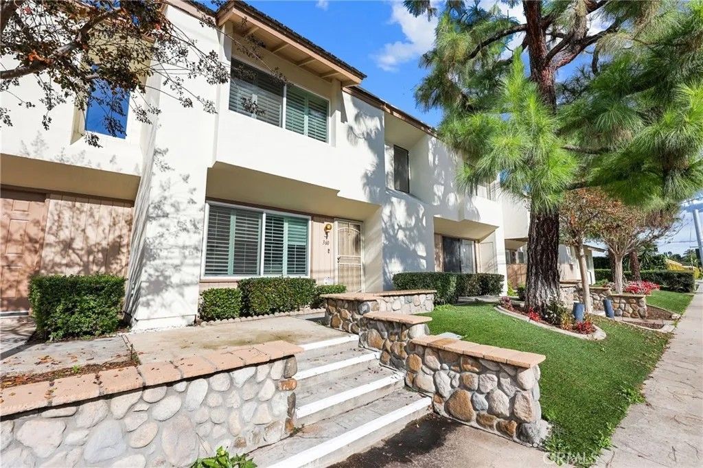 Photo of 360 Meadow Court, Brea, CA 92821 (MLS # CV26002587)
