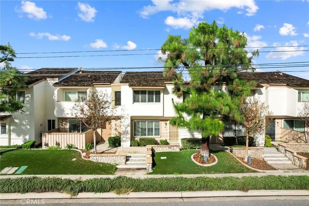 Photo of 360 Meadow Court, Brea, CA 92821 (MLS # CV26002587)