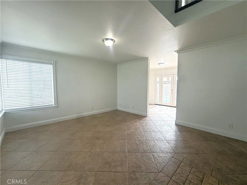 Photo of 3898 Middleton Place, Riverside, CA 92505 (MLS # CV26060940)