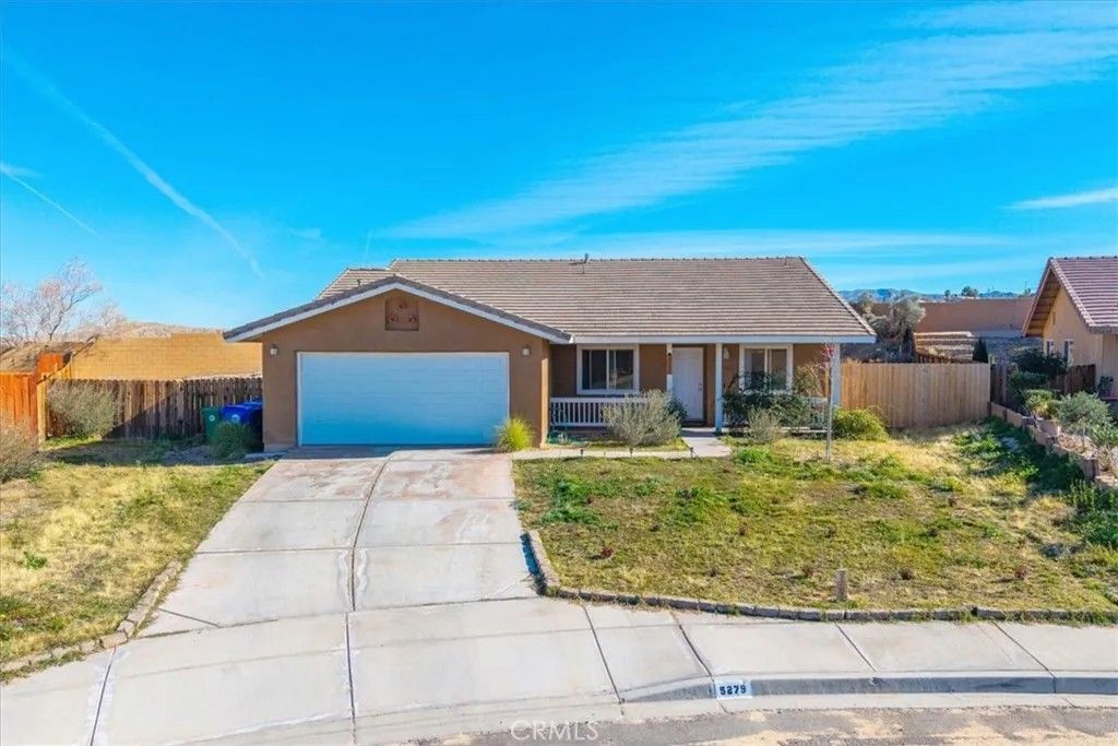 Photo of 5279 Verenda, 29 Palms, CA 92277 (MLS # JT26013056)