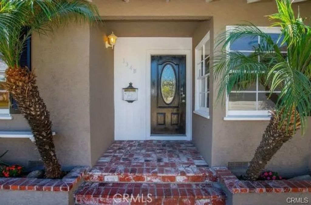 Photo of 1348 W West Avenue, Fullerton, CA 92833 (MLS # RS25279704)