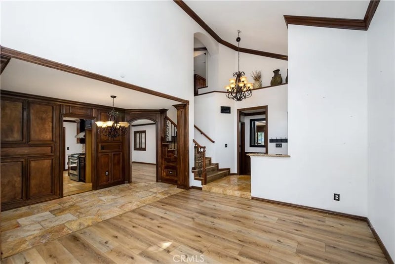 13443 Edgebrook