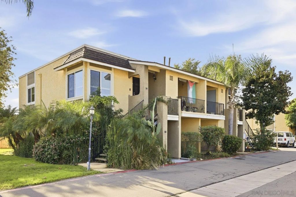 Photo of 525 N Beech St #23, Escondido, CA 92025 (MLS # 250043629)