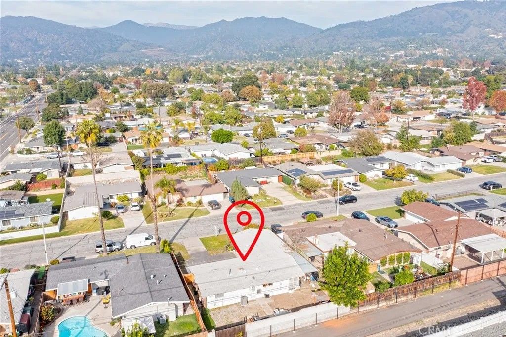 Photo of 1114 E Lemon Ave, Glendora, CA 91741 (MLS # CV25277794)