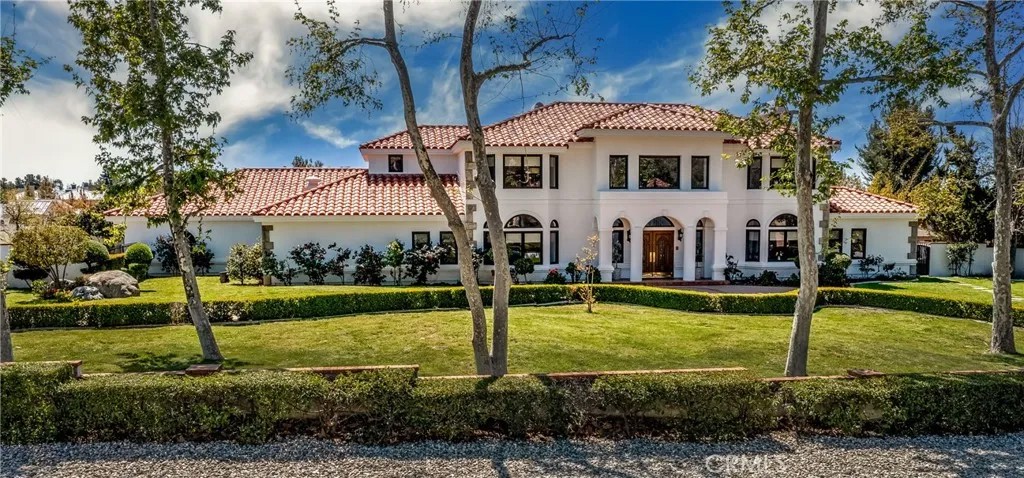 394 Independence Drive