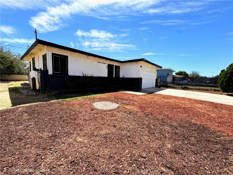 1866 E Avenue Q11