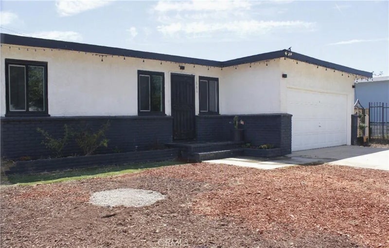 1866 E Avenue Q11