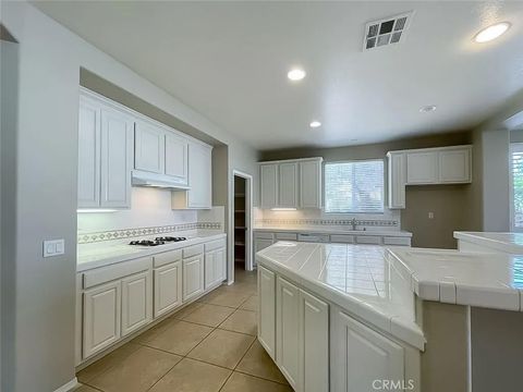 Tiny photo for 41926 Bonita Dr, Palmdale, CA 93551 (MLS # SR25274820)