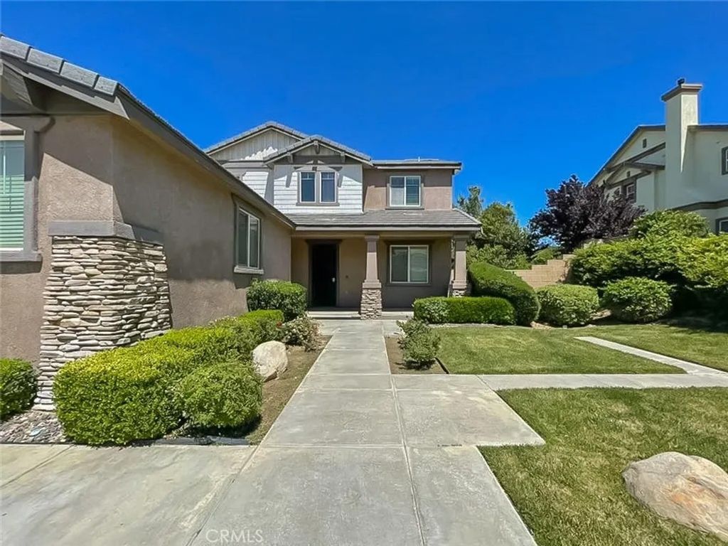 Photo of 41926 Bonita Dr, Palmdale, CA 93551 (MLS # SR25274820)