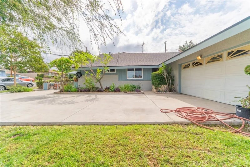 11739 Toerge Drive