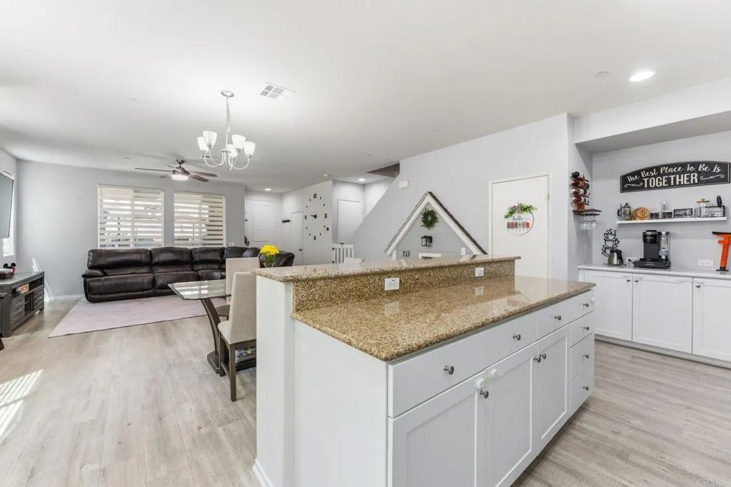1704 Cal Orchid Place 3
