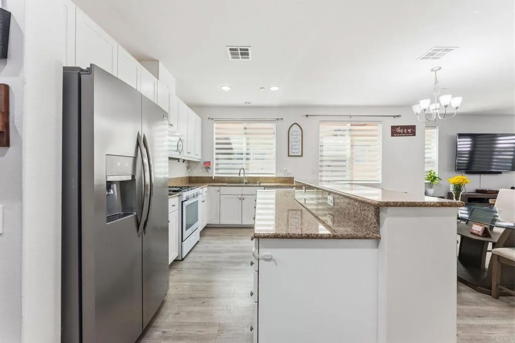 1704 Cal Orchid Place 3