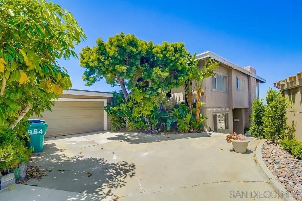 954 Harbor View Dr