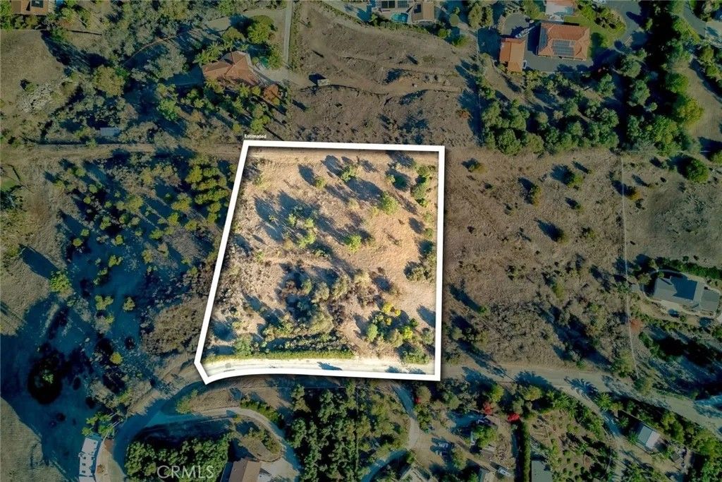 Photo of 6542 Indian Trail Way, Fallbrook, CA 92028 (MLS # PW25241855)