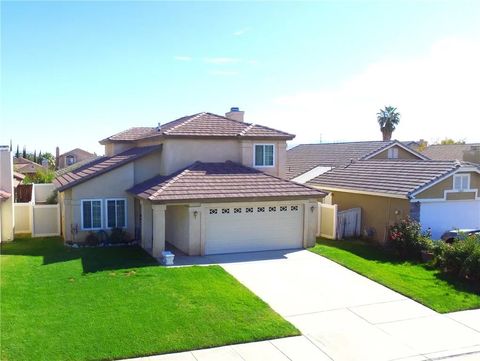 Tiny photo for 12437 Driftstone Drive, Victorville, CA 92392 (MLS # HD25243347)