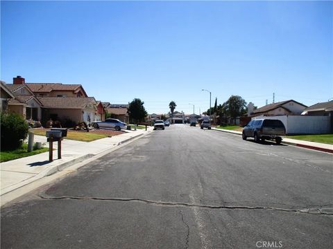 Tiny photo for 12437 Driftstone Drive, Victorville, CA 92392 (MLS # HD25243347)