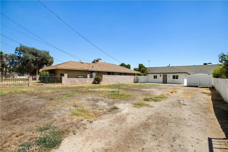 1219 Spruce