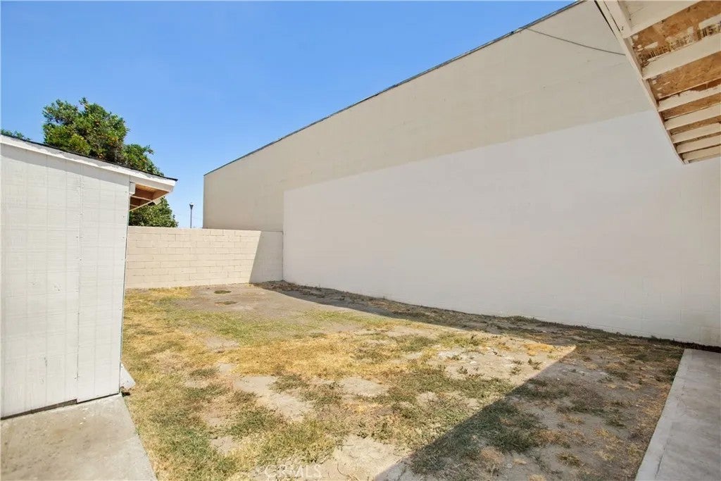 1219 Spruce