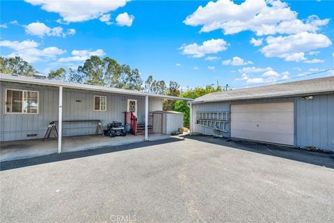 Photo of 521 Divisidero, Corning, CA 96021 (MLS # SN25246237) Photo of 521 Divisidero, Corning, CA 96021 (MLS # SN25246237)