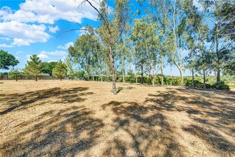 Tiny photo for 521 Divisidero, Corning, CA 96021 (MLS # SN25246237)