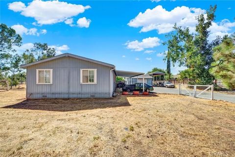 Tiny photo for 521 Divisidero, Corning, CA 96021 (MLS # SN25246237)