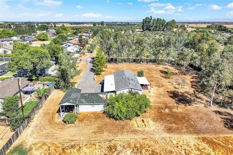Tiny photo for 521 Divisidero, Corning, CA 96021 (MLS # SN25246237)