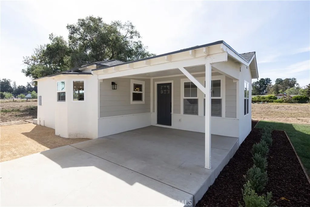 544 S Oakglen