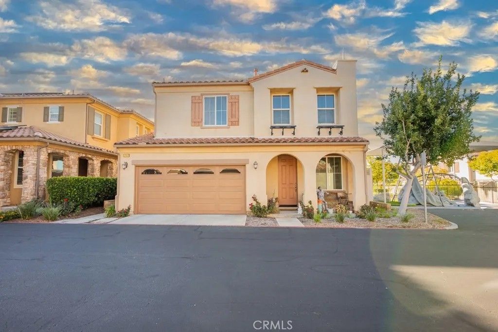 Photo of 27117 Eden Court, Newhall, CA 91350 (MLS # SR26098619)