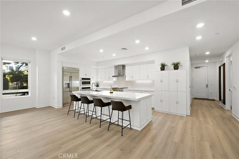 3101 Rivington