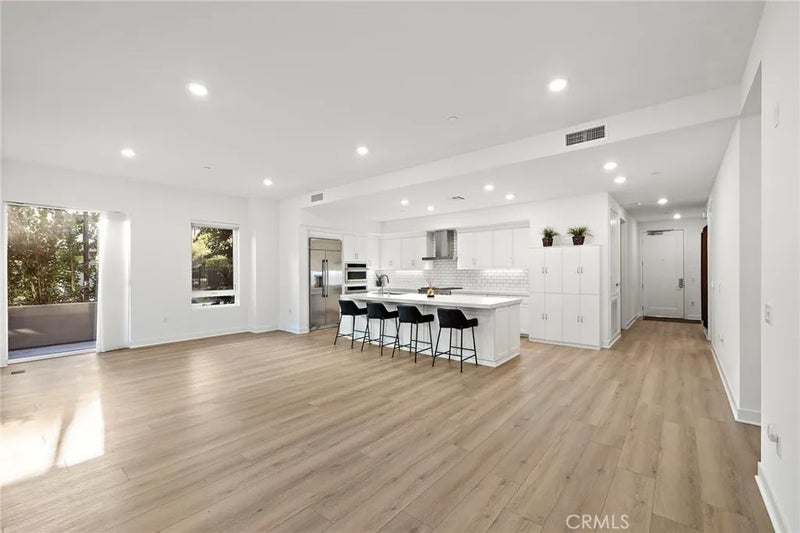 3101 Rivington