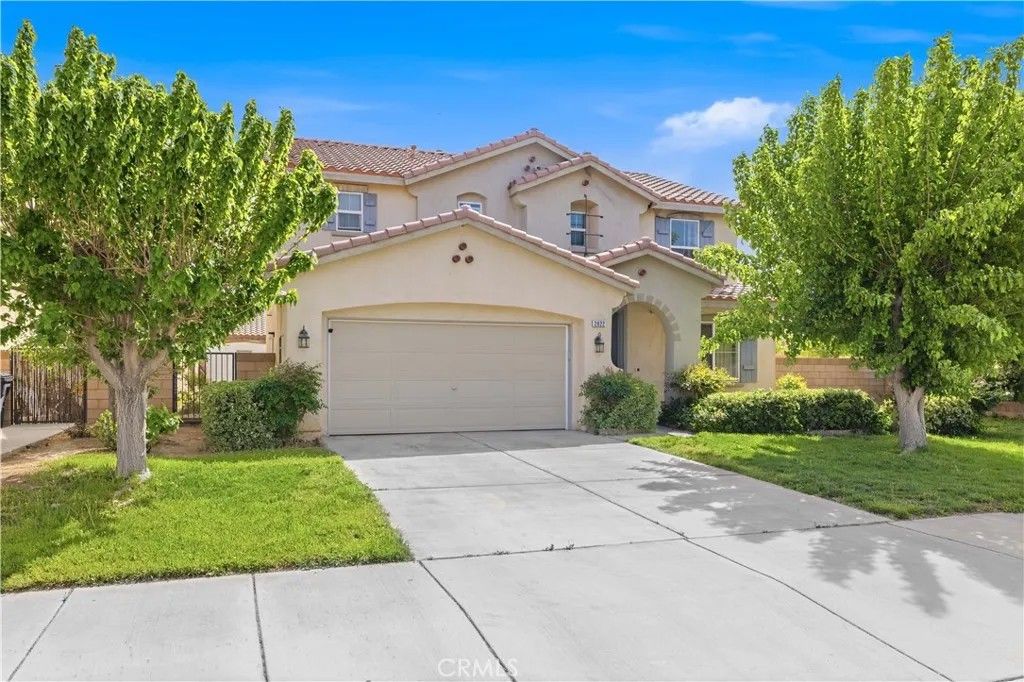 Photo of 2822 Emerald Ln, Lancaster, CA 93535 (MLS # CV26073444)