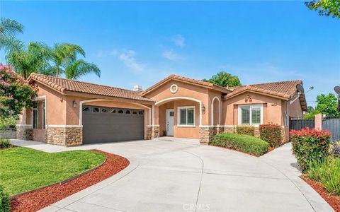 Photo of 1831 Holly Avenue, Ontario, CA 91762 (MLS # CV26053813)