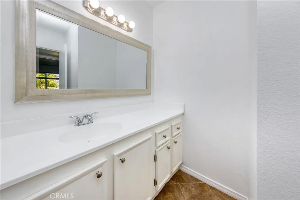 10636 Woodley Avenue 34